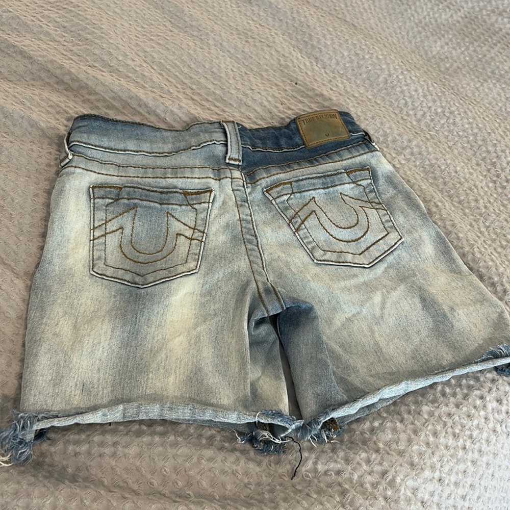 Girls True Religion Audrey Denim Shorts, Size 10, gently used.